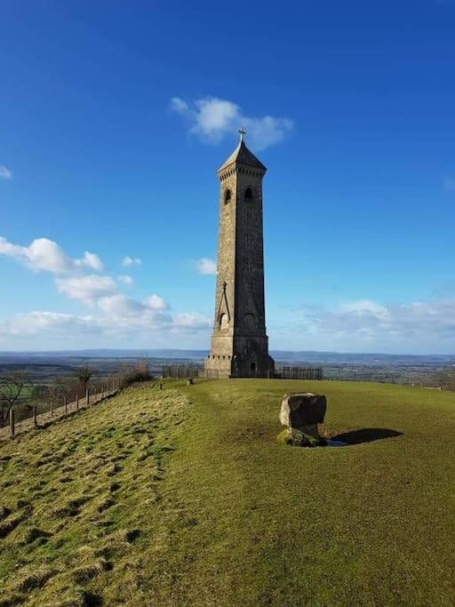 فيلا Relaxing Retreat On The Edge Of The Cotswolds Kingswood  المظهر الخارجي الصورة